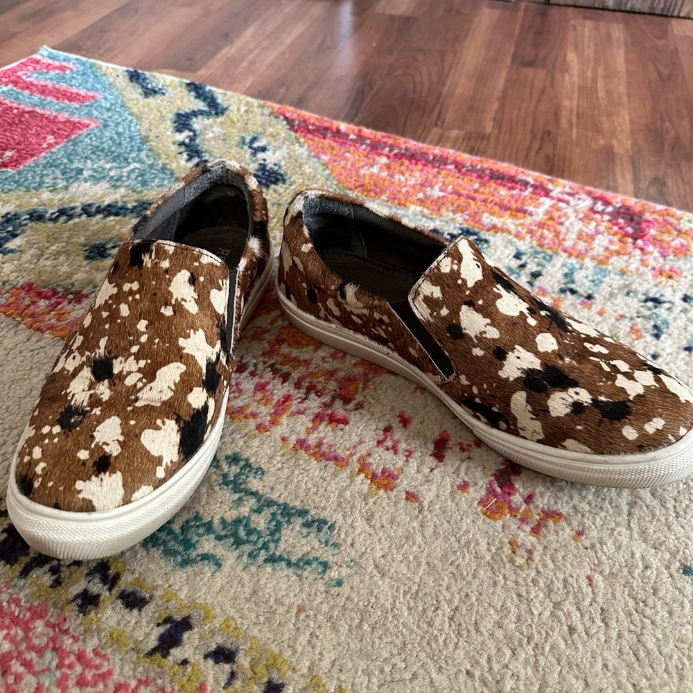 Adorable hair on hide shoes